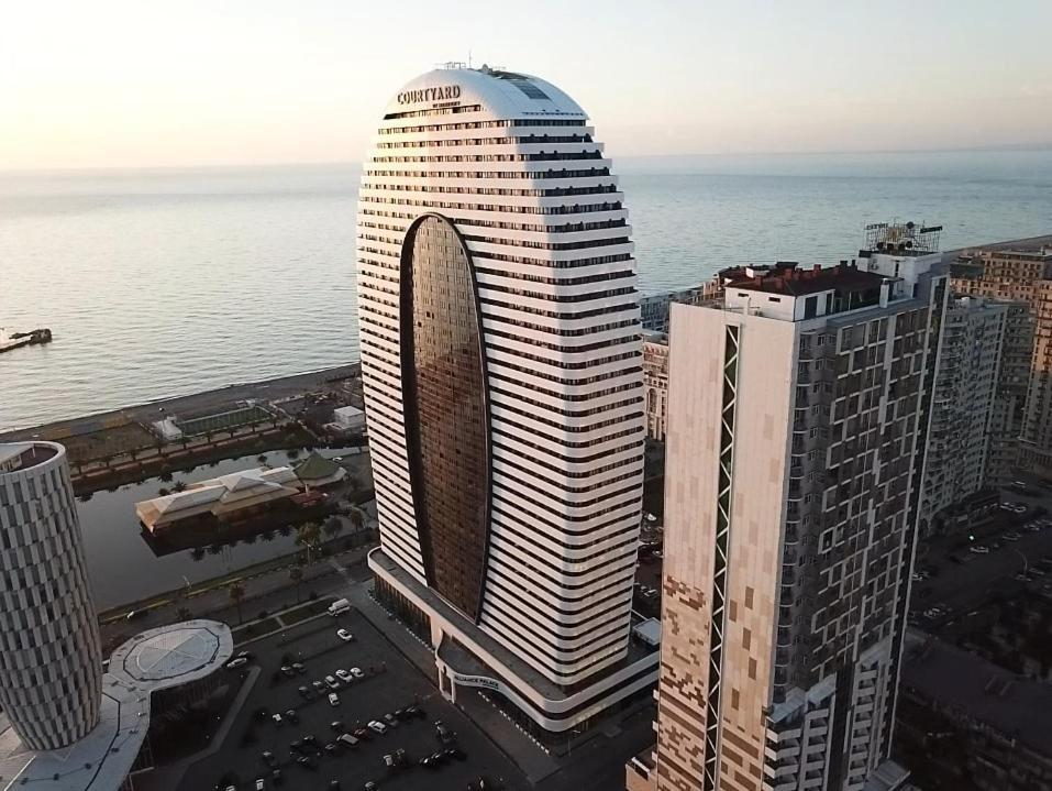 Alliance Palace Sea View Apartment Batumi Exterior photo