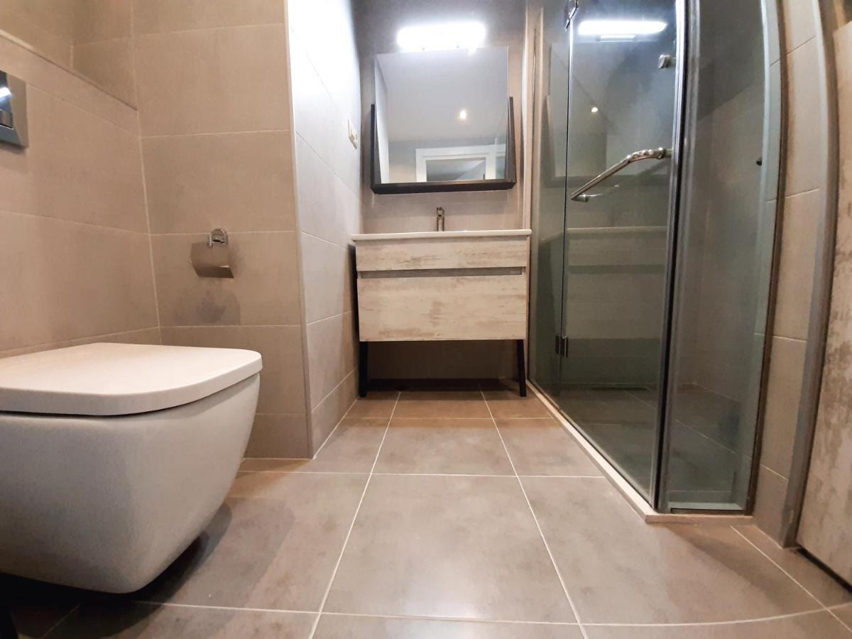 Alliance Palace Sea View Apartment Batumi Exterior photo