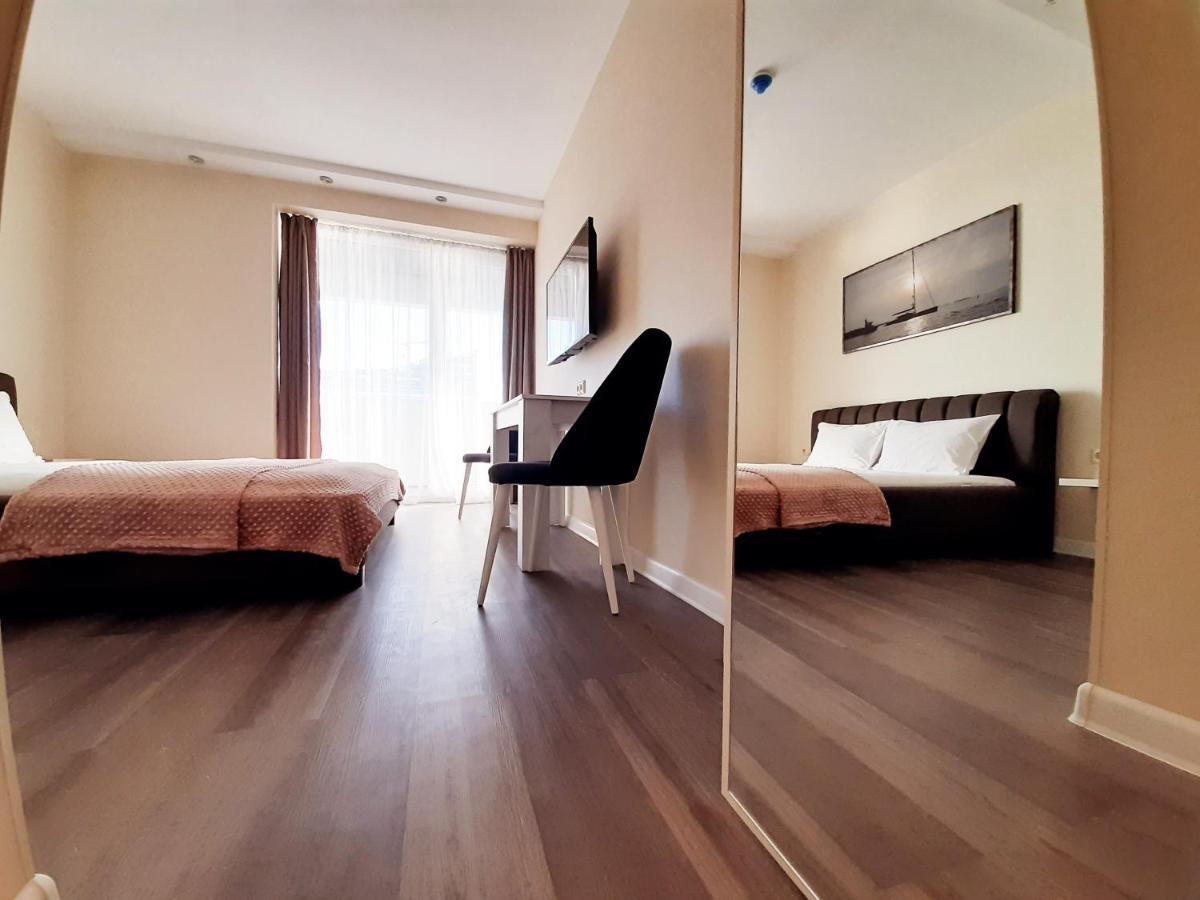 Alliance Palace Sea View Apartment Batumi Exterior photo