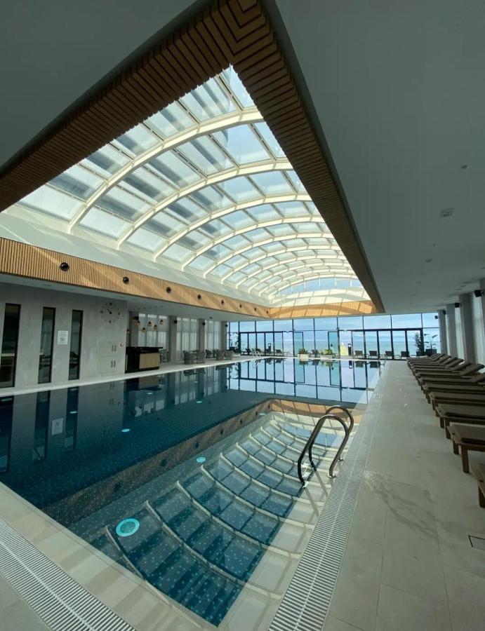 Alliance Palace Sea View Apartment Batumi Exterior photo